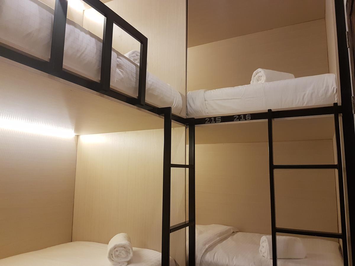 睡在曼谷旅馆旅舍 外观 照片
