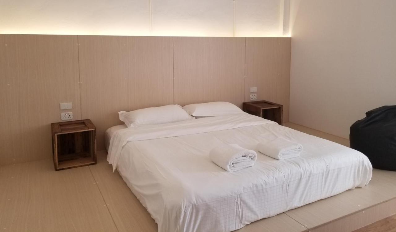 睡在曼谷旅馆旅舍 外观 照片
