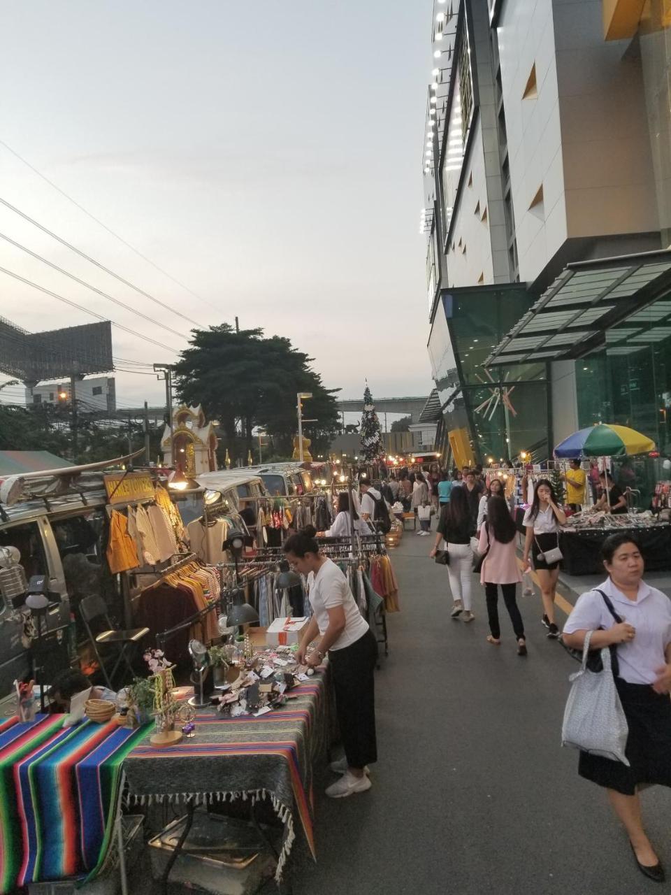 睡在曼谷旅馆旅舍 外观 照片